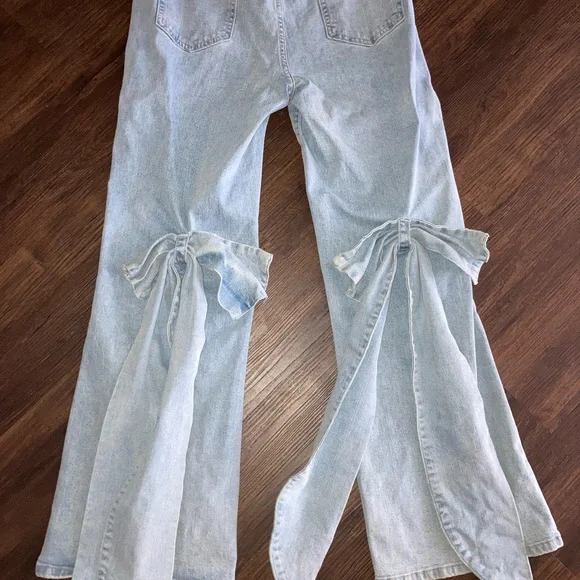 Wide leg Light blue jeans with Bow size s - Picture 2 of 5